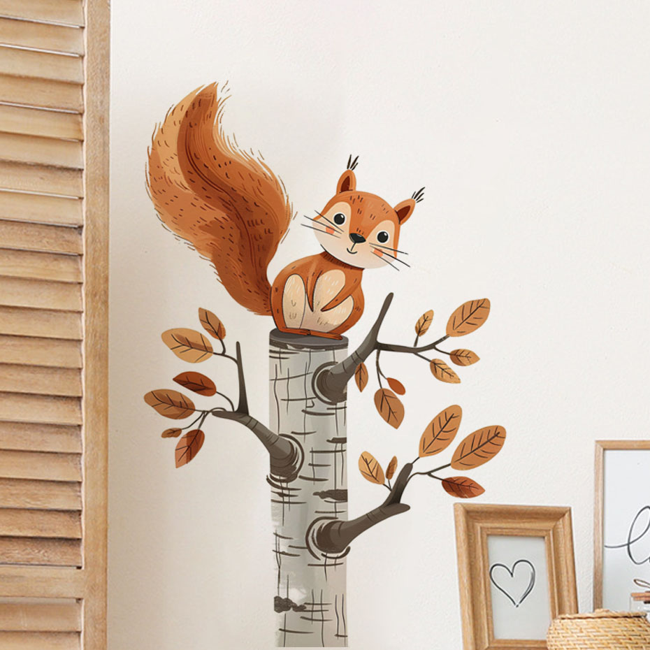 Baby Nursery Wall Decals - Наклейки на стену с изображением белки