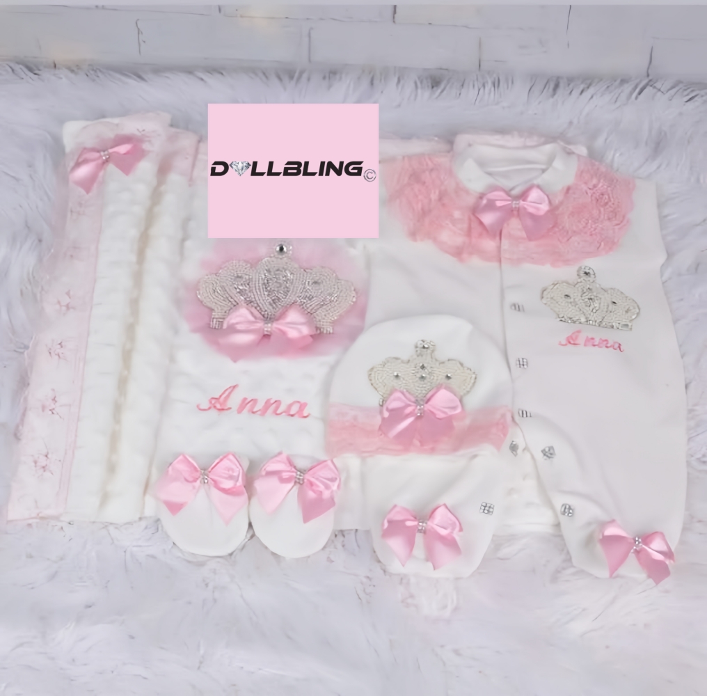 Кукольный комбинезон для новор – обзор и цена Baby Nursery Sale